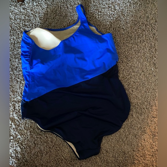 NWT navy/light blue one shoulder with cutout 18 - Picture 2 of 5